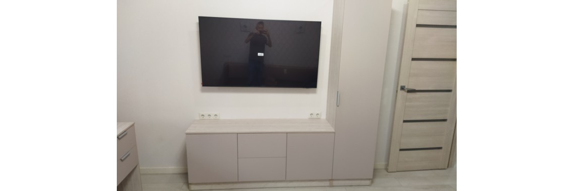 Тумба под ТВ