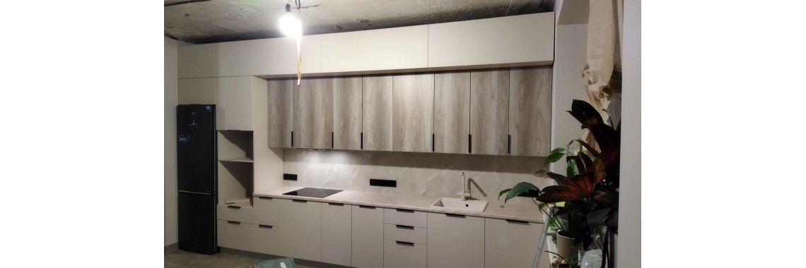 Кухня в три яруса