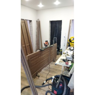 Установка межкомнатных дверей