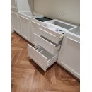 Кухня с переходящим молдингом