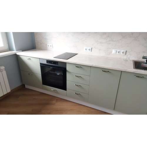 Прямая кухня с подсветкой