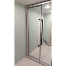 Шкаф купе с зеркалом 